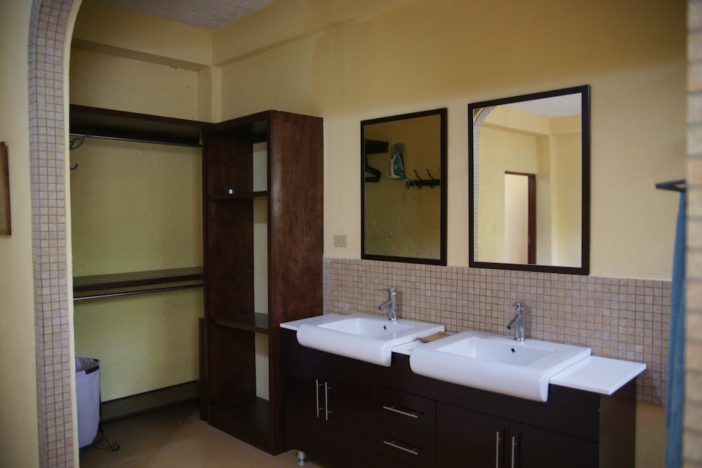 Corail Suites 25/27