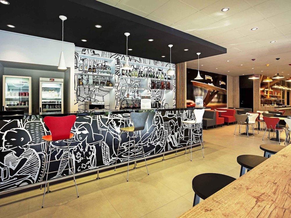 Ibis Paranagua 32/59