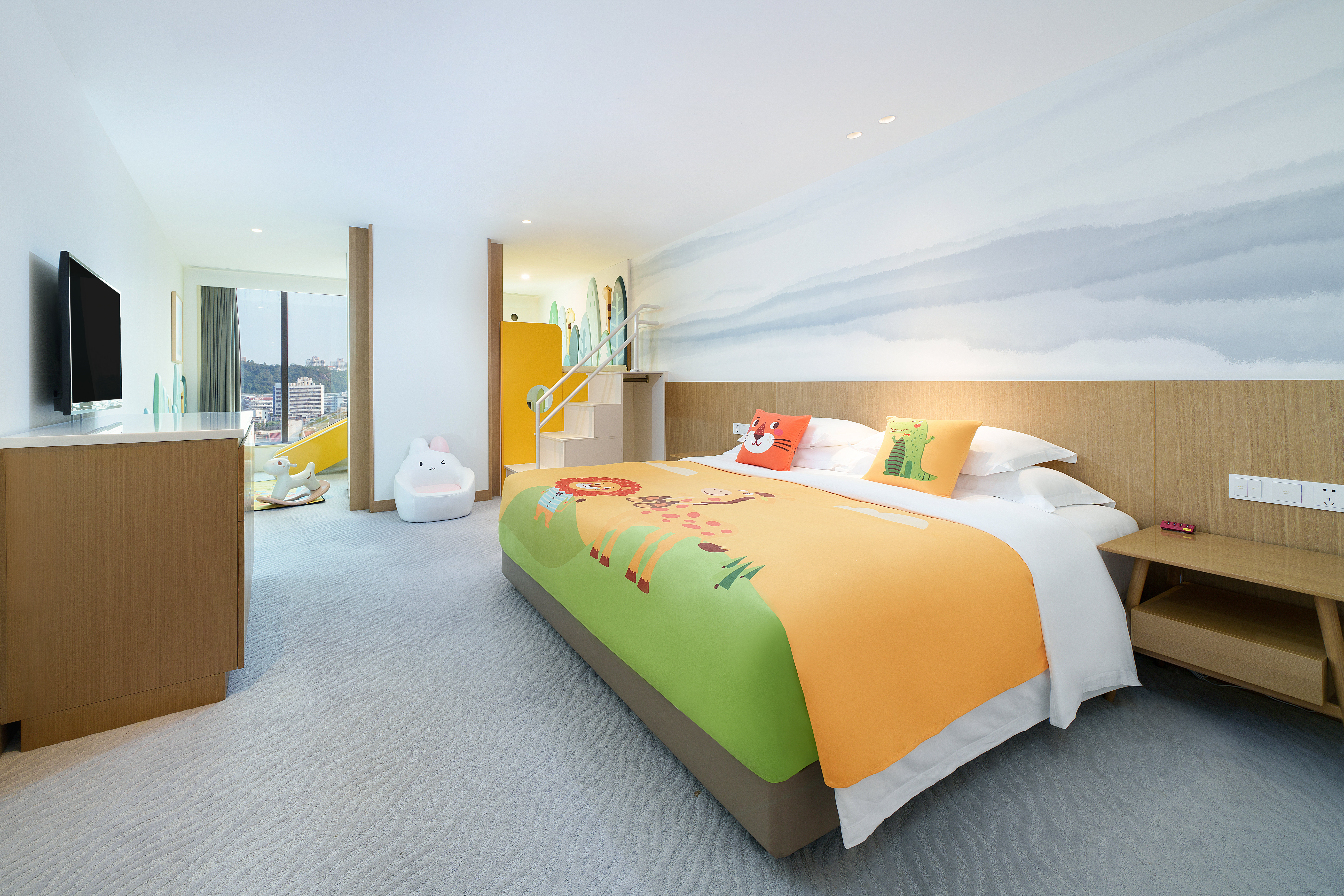 Kids Theme, Standard, King and Bunk Bed, Crowne Plaza Zhuhai City Center 4/5