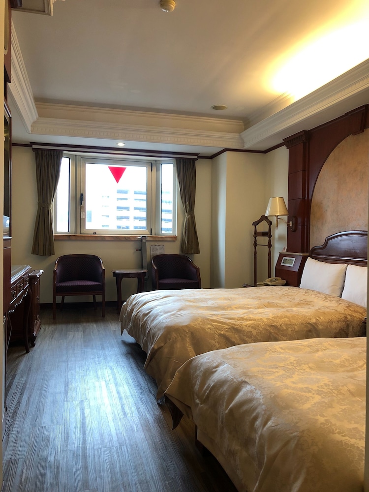 Hua Du Hotel 18/65