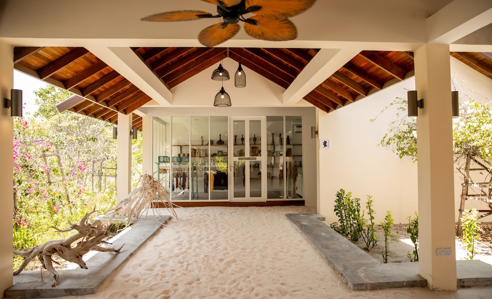Hondaafushi Island Resort 5/58