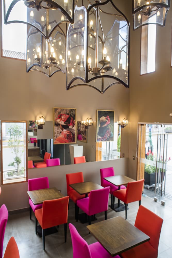 Atiq Boutique Hotel 44/48
