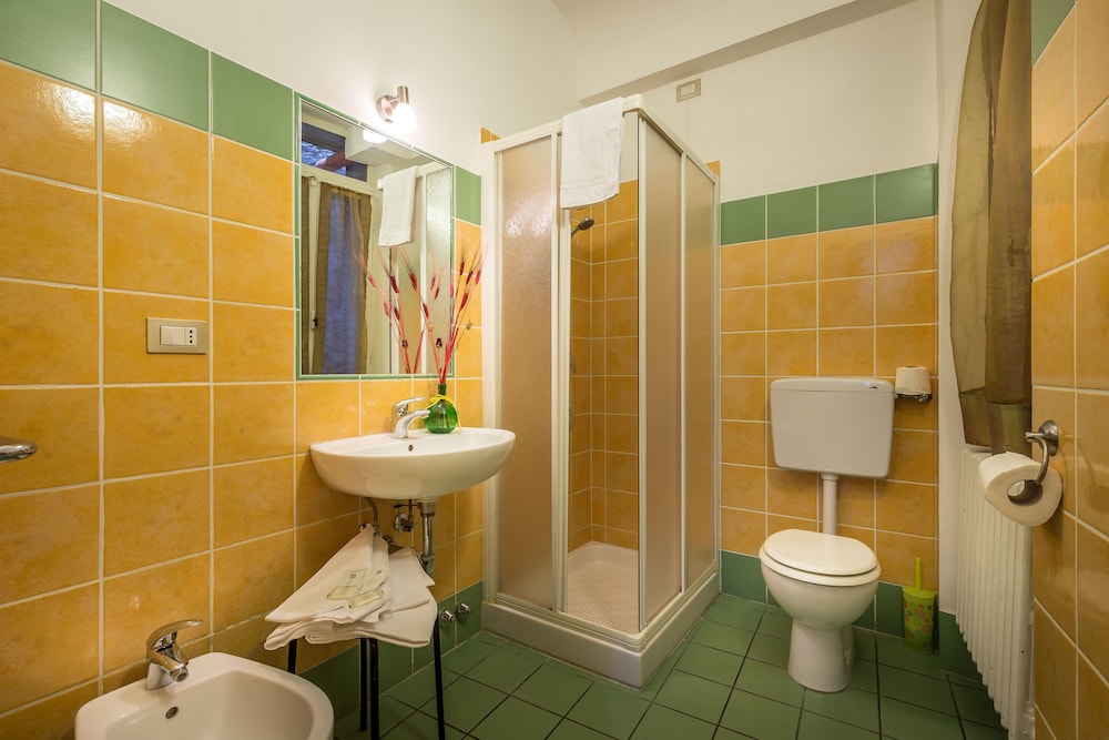 Hotel Ferretti 54/58