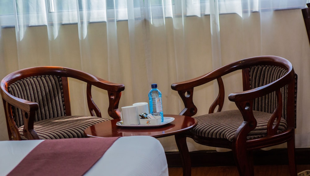 Utalii Hotel 16/26