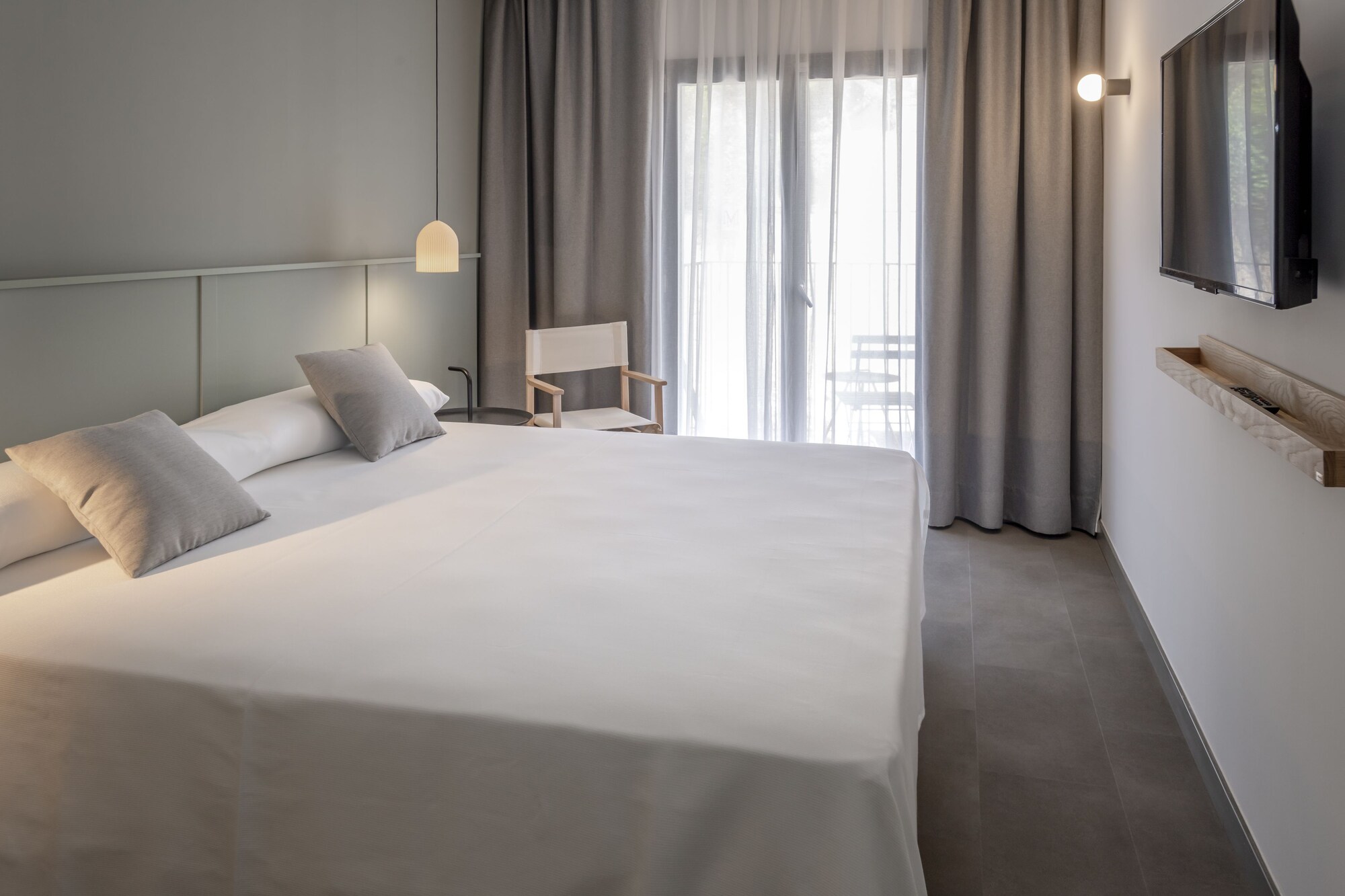 STANDARD, DOUBLE OR TWIN BED, SEA VIEW