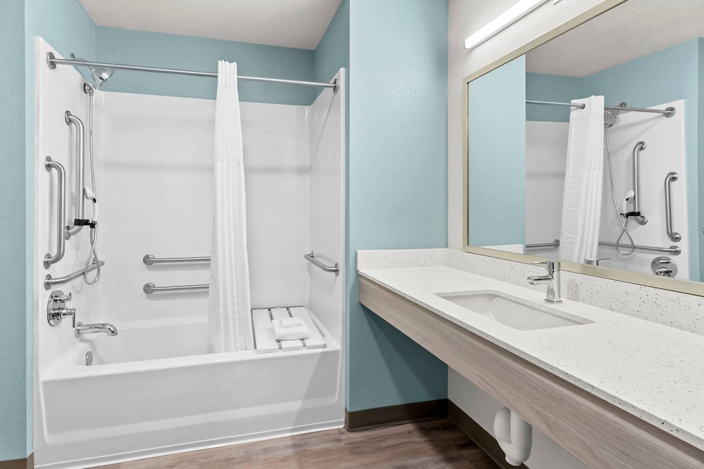 WoodSpring Suites Tucson Medical Center 37/40