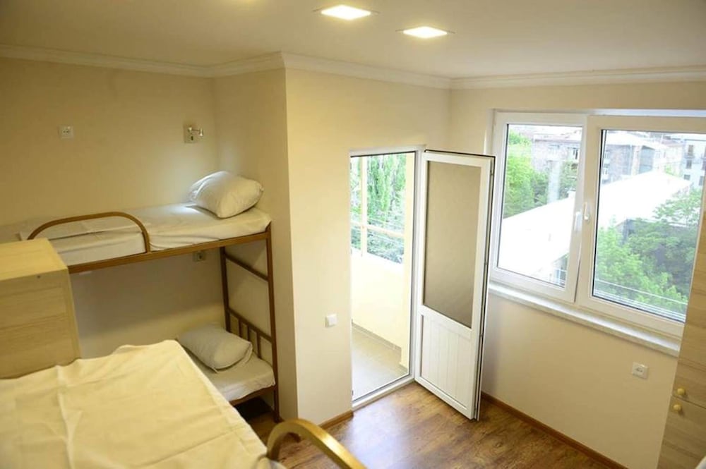 Your Hostel 22/33