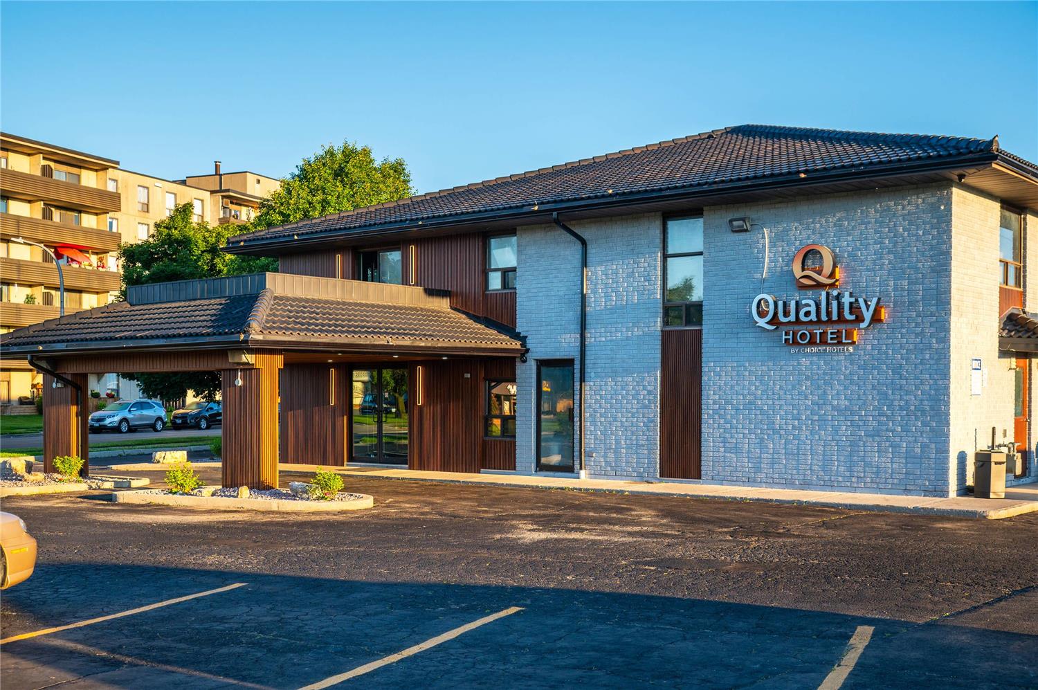 Quality Inn Chatham, ON 24/27