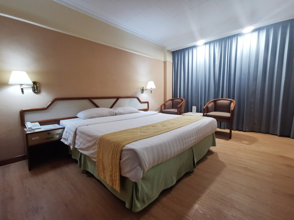 Hotel Marcopolo Jakarta 18/83