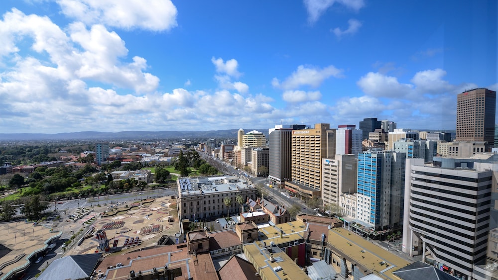 Intercontinental Adelaide 1/82
