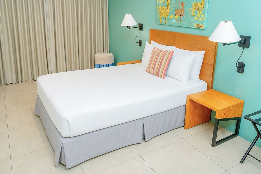 Micro Room, Double Bed