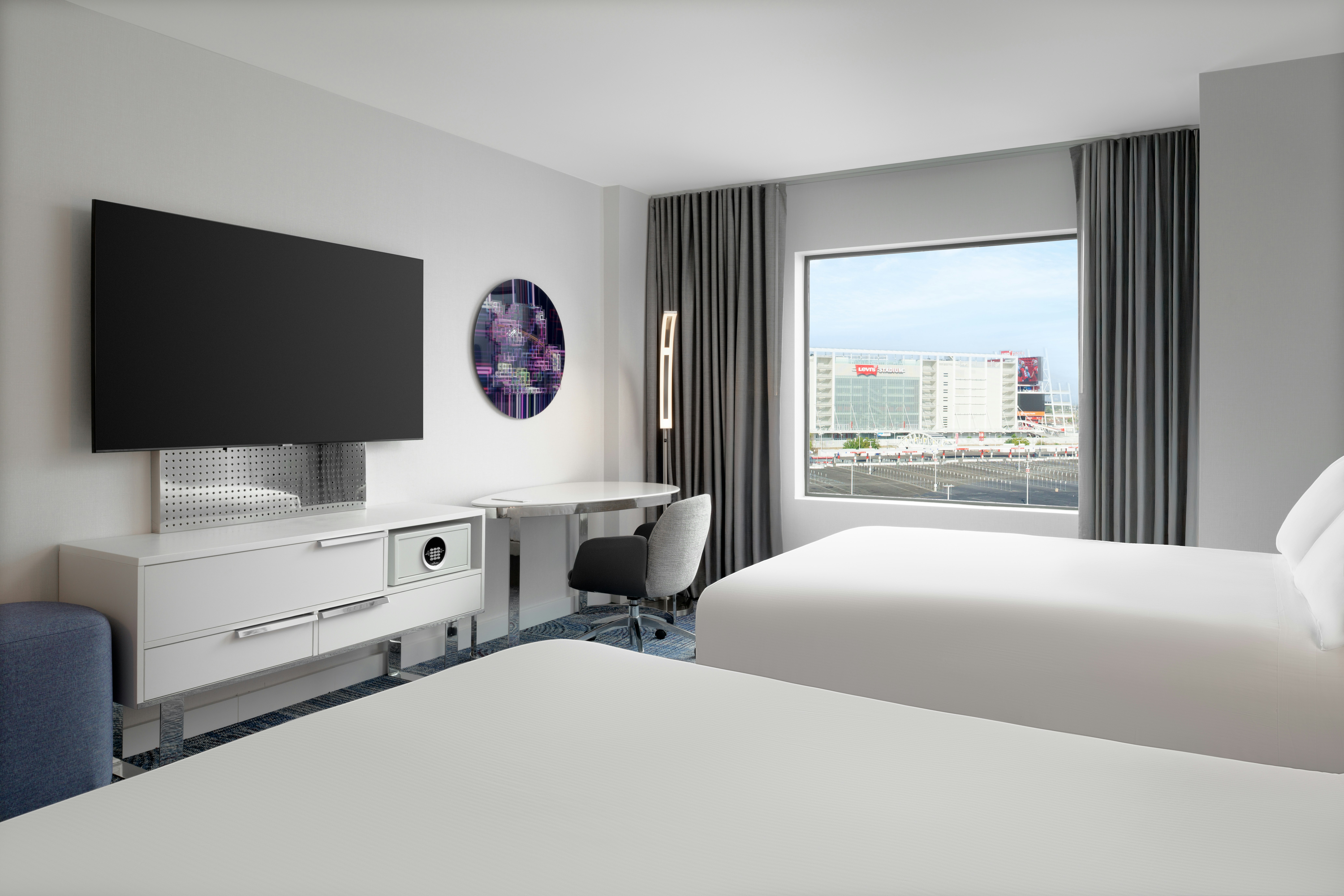 Room, 2 Queen Beds, Stadium View