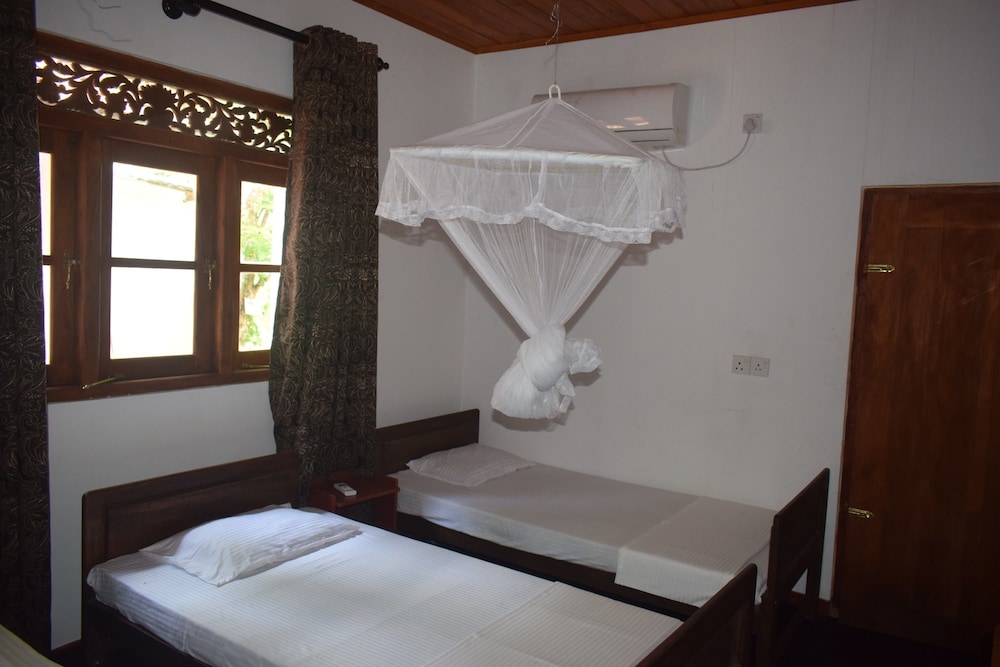 Green Herbal Ayurvedic Eco-Lodge 16/54