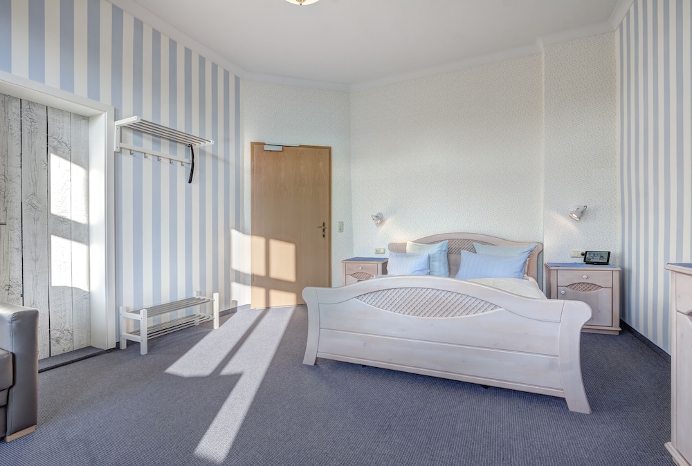 Hotel Villa Seeschlosschen 14/50