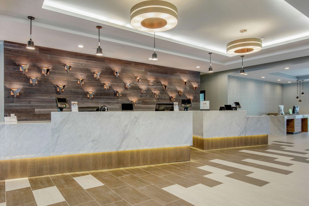 Lobby at Doubletree By Hilton Birmingham Perimeter Park, BIRMINGHAM - AL