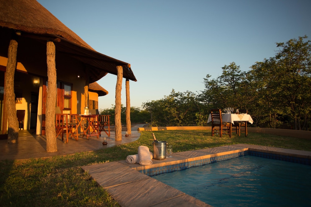 Mopane Bush Lodge 30/34