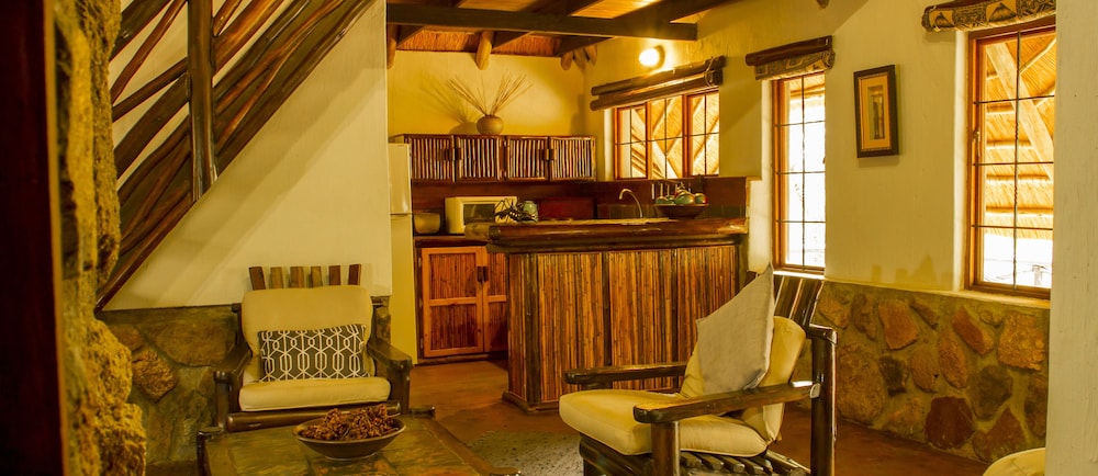 Littlebush Private Lodge 22/38