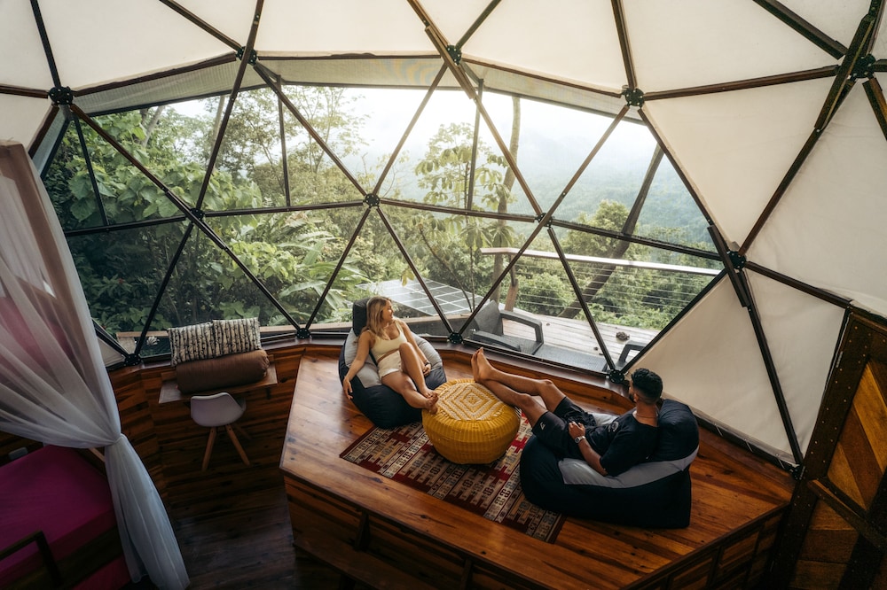 Trekker Glamping 38/58
