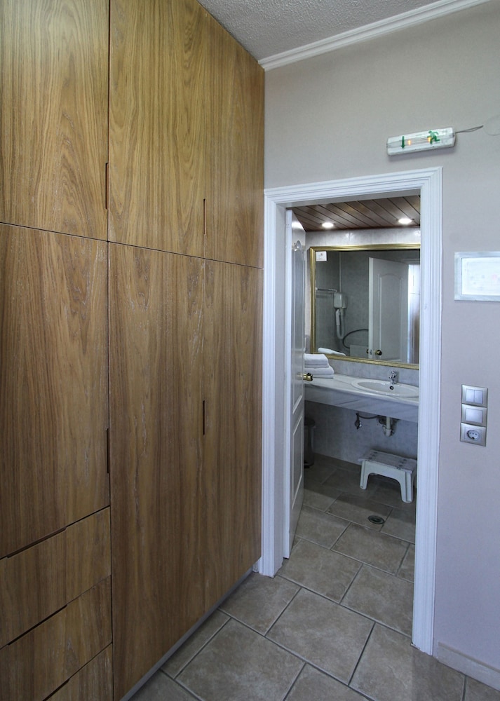Chios Xenia Apartments 10/50