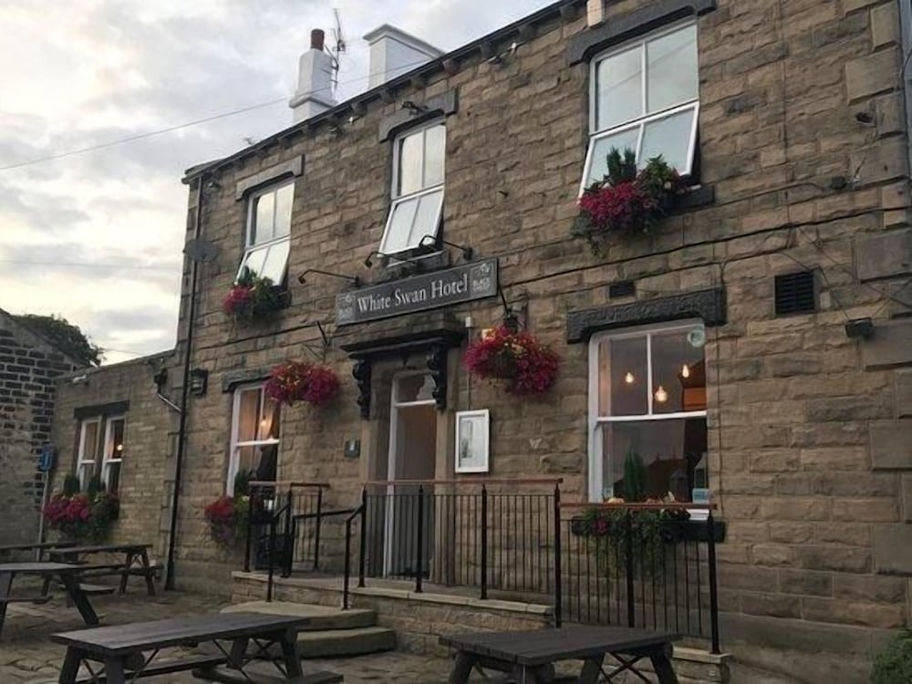 The White Swan 3/61