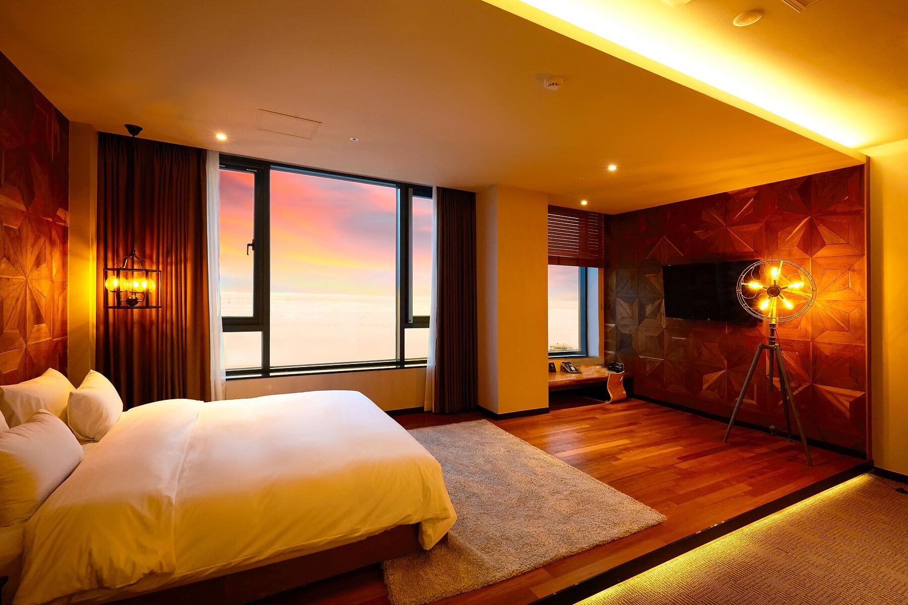 جناح بسرير كينج وسرير فردي، Hotel Laon 6/10