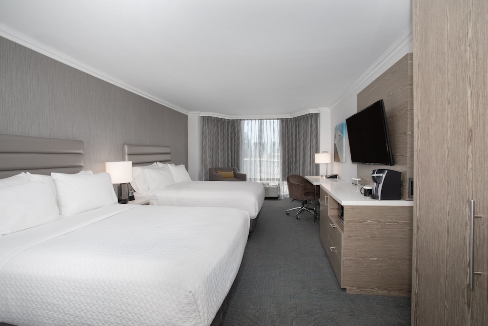 Crowne Plaza Costa Mesa Orange County 19/64
