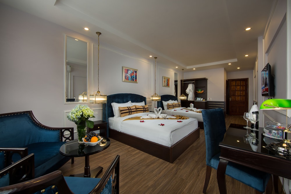 S Central Hotel 10/33