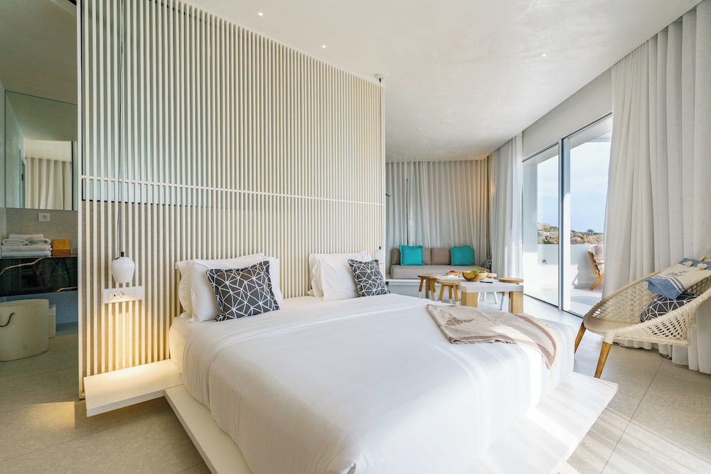 FANTASY, DREAM, SUITE, SEA VIEW, PRIVATE POOL