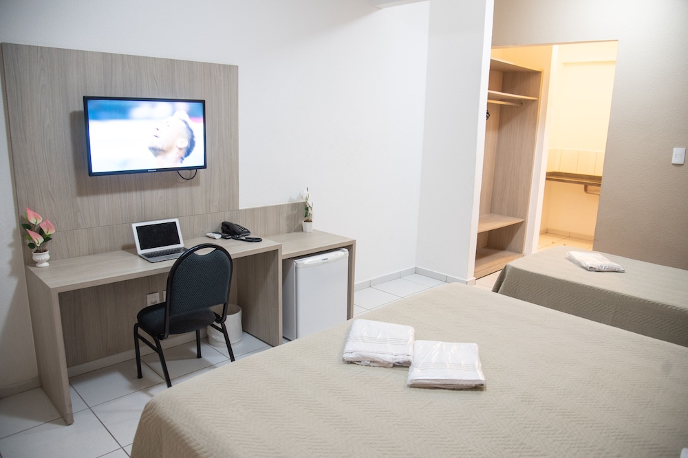 Getullio Hotel 39/43