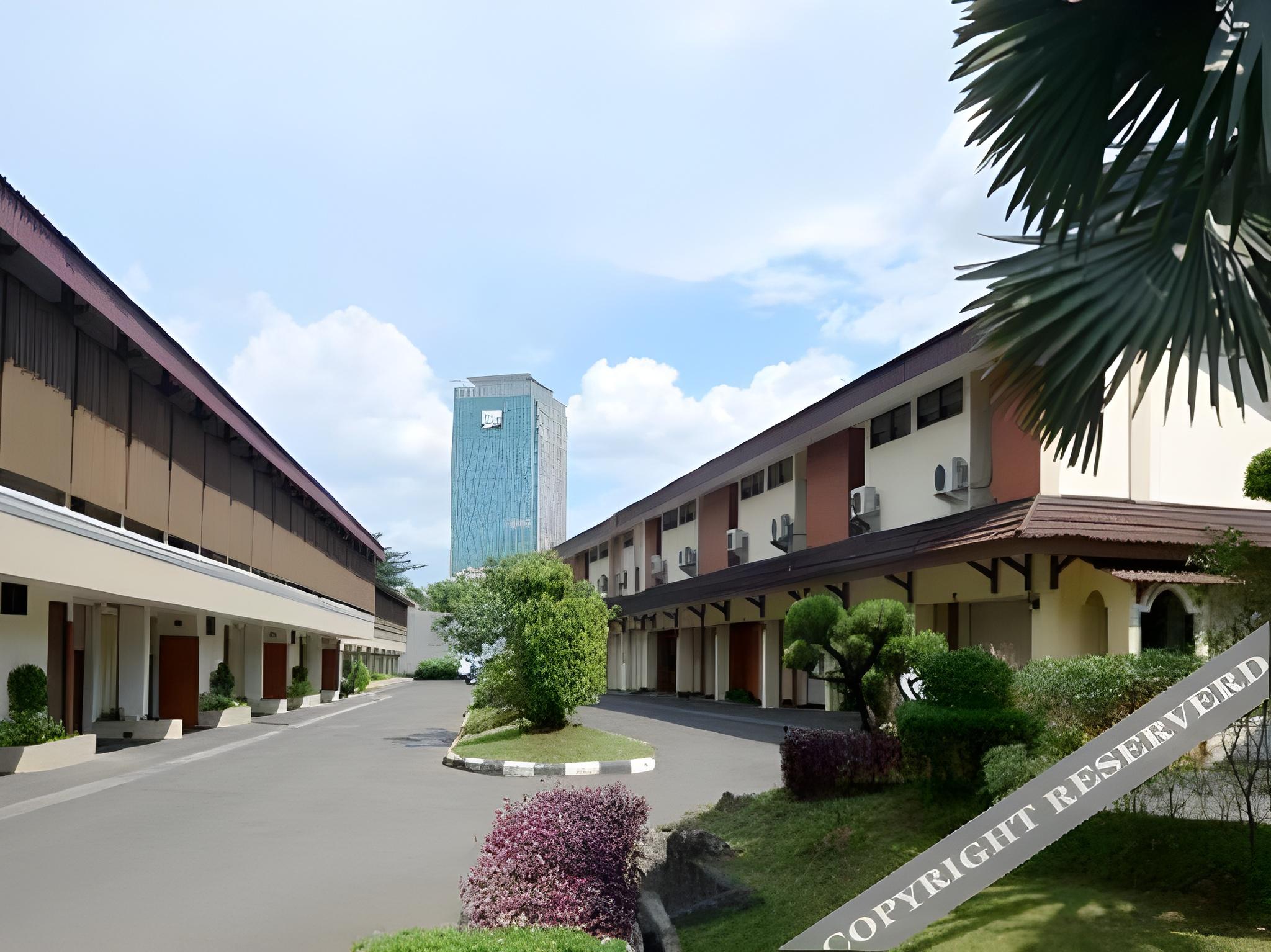 C'One Hotel Cempaka Putih powered by Archipelago 37/38