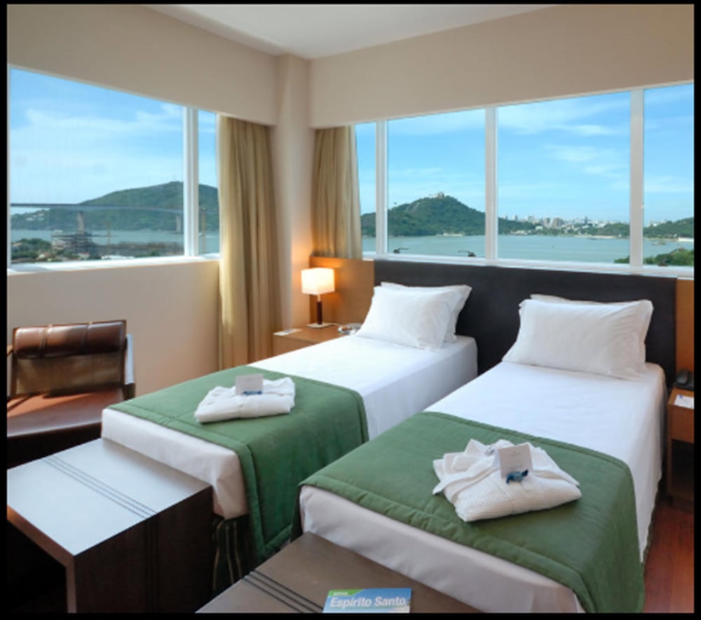 Golden Tulip Porto Vitoria 41/72