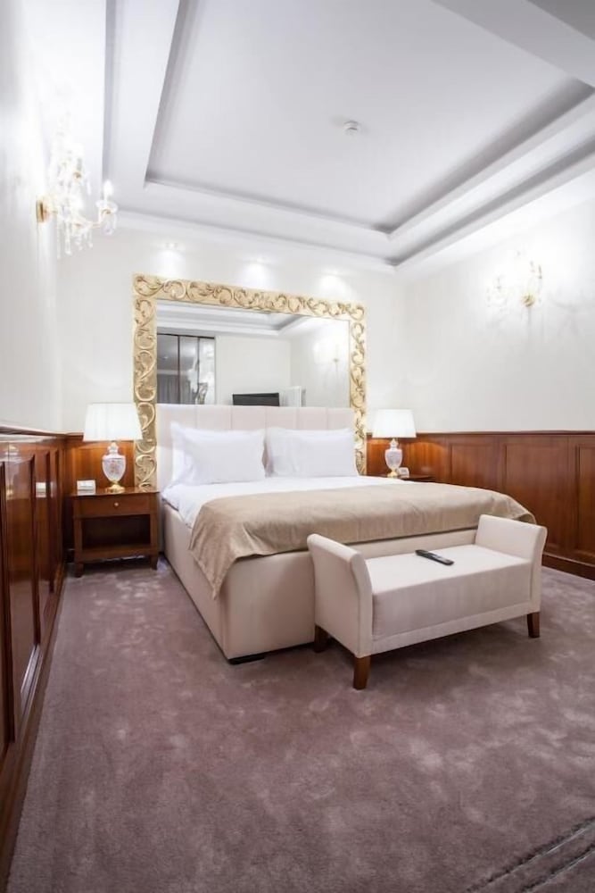 Luxury, Suite, King Bed, Sofa