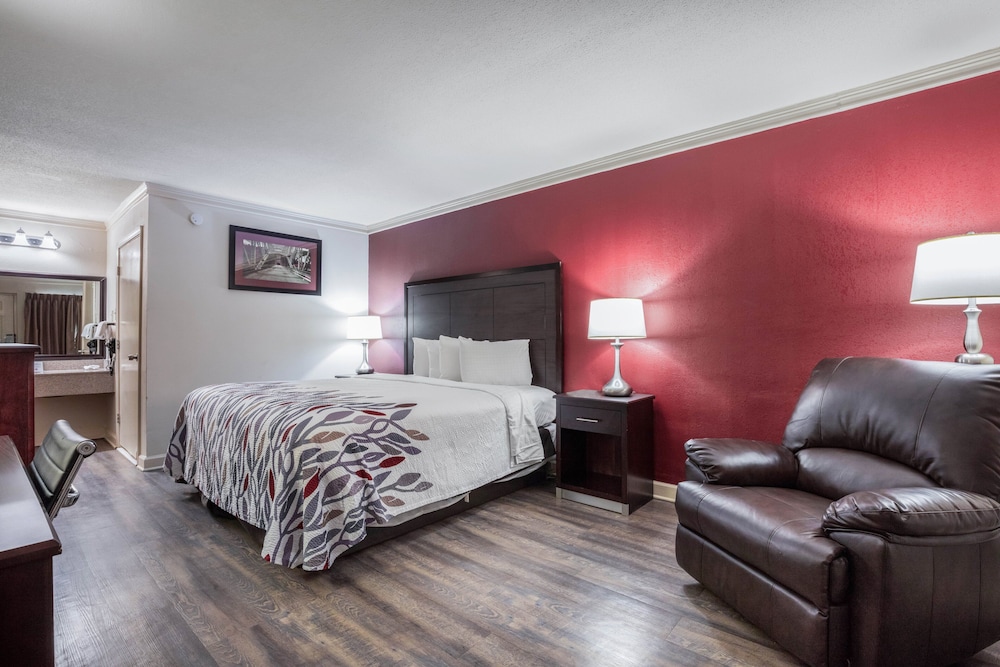 Days Inn by Wyndham Forrest City I-40 18/29