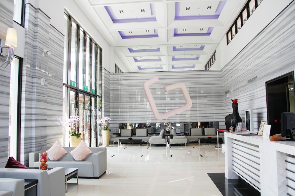 Yundeng Landscape Hotel 7/62