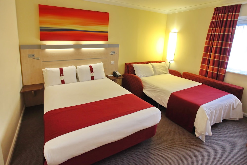 Holiday Inn Express Birmingham Redditch 22/50