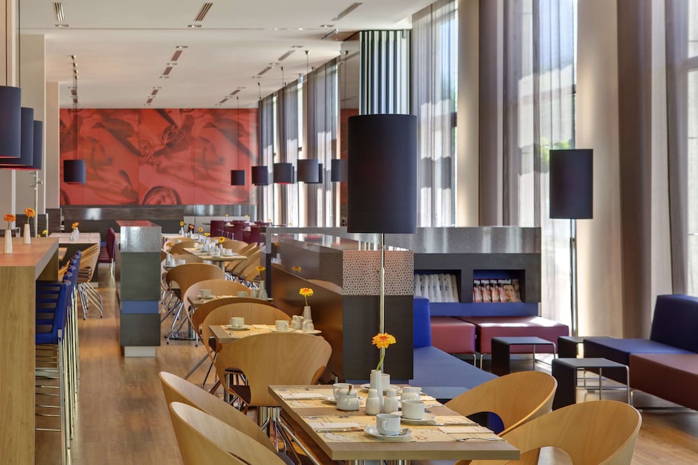 Intercity Hotel Leipzig 39/40