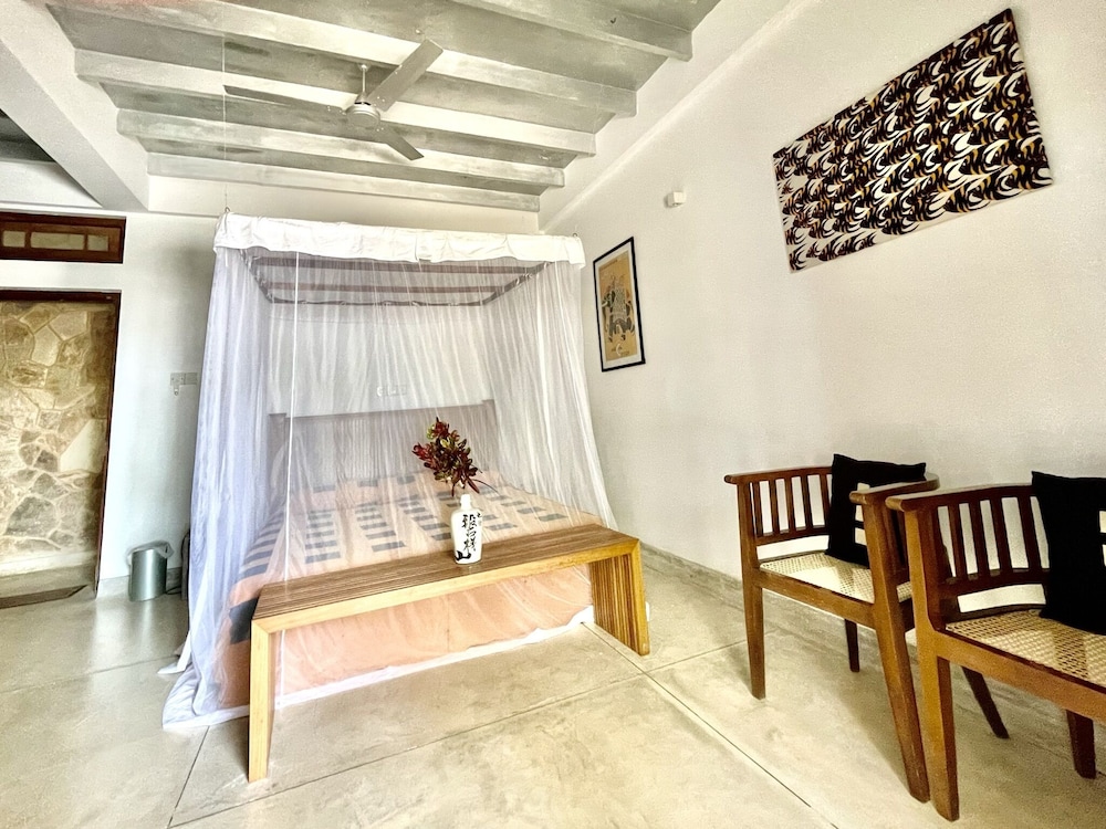 Isana Beach House 23/50