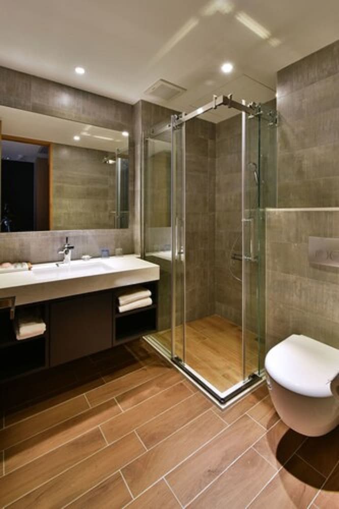 HOTEL R14 15/62