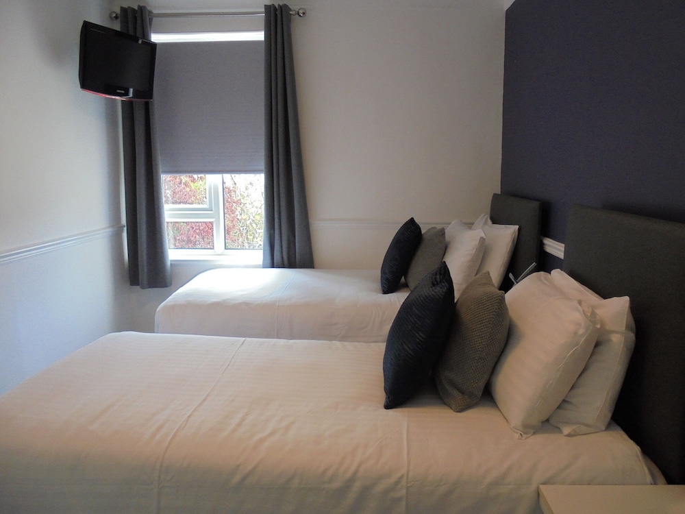 The Millbrook B & B 37/50