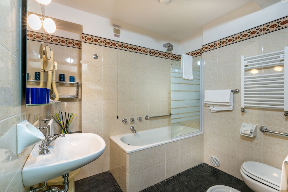 Hotel Collodi 25/53