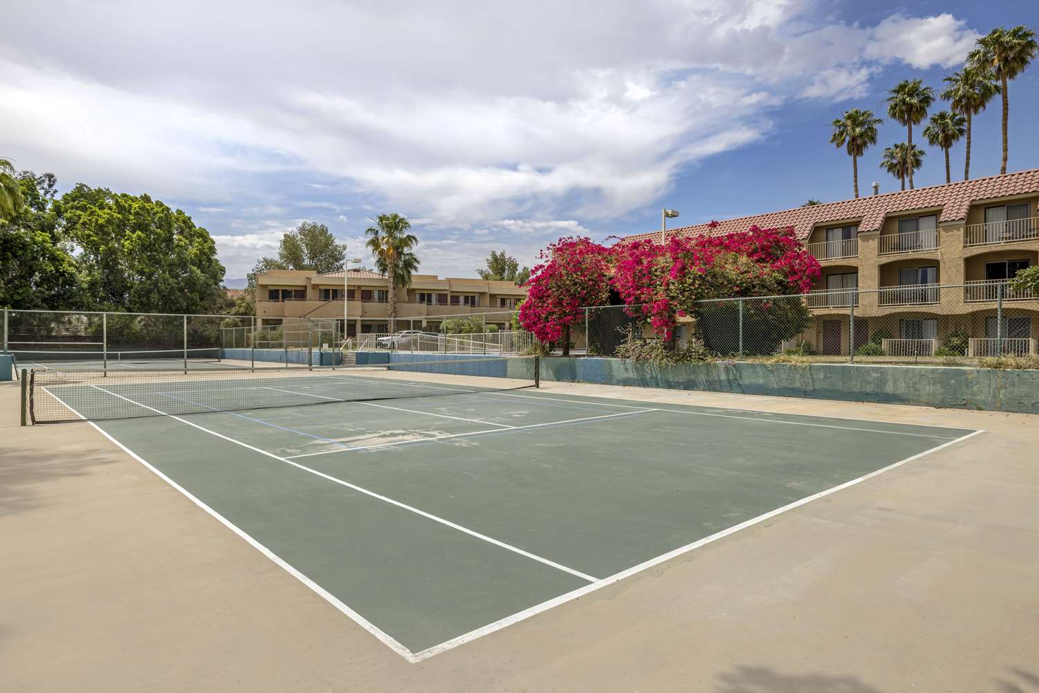 Best Western Plus Palm Desert Resort 22/43
