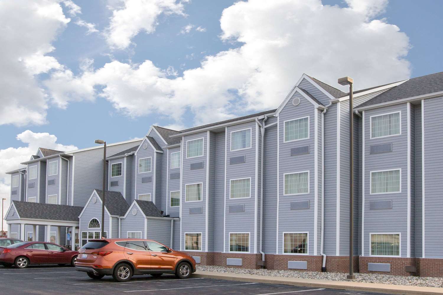 Microtel Inn And Suites Delphos 6/8
