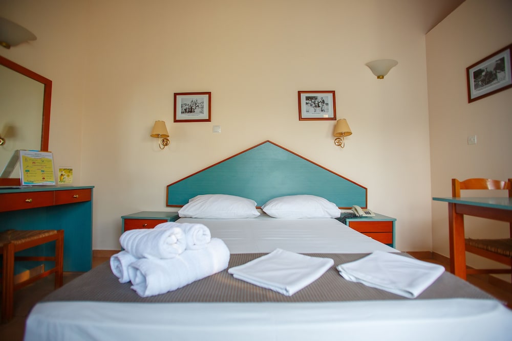Filoxenia Hotel Apartments 15/51