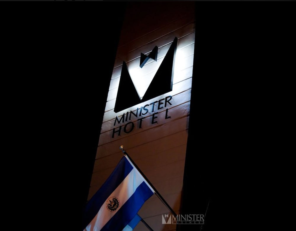 Minister Business Hotel 2/48