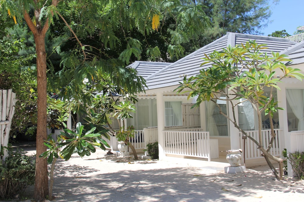 SERI RESORT GILI MENO 7/70