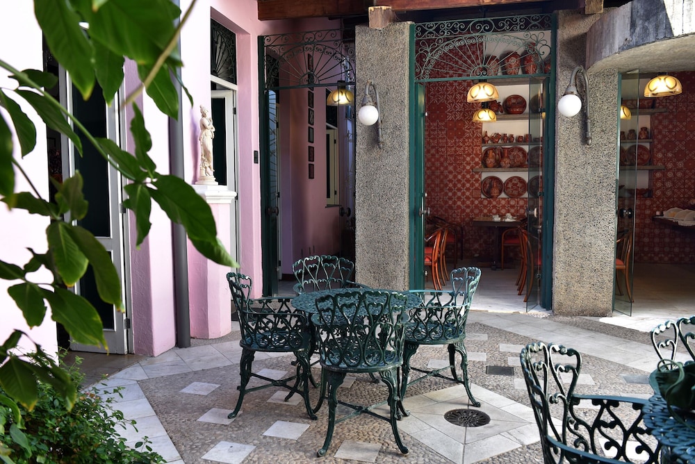 Hotel Catharina Paraguacu 52/67