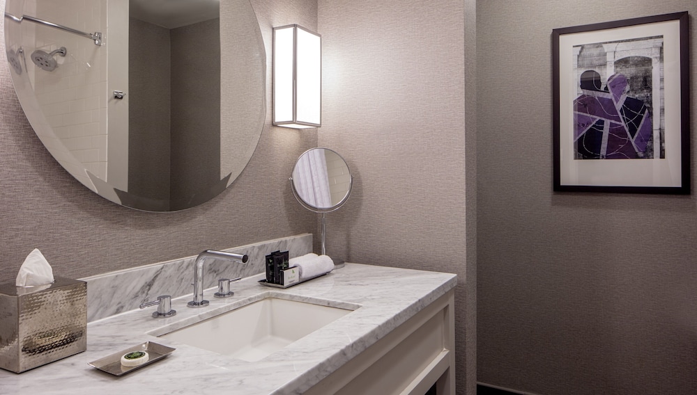 Hyatt Centric French Quarter New Orleans 17/77