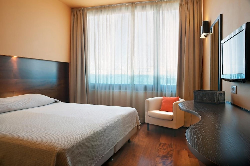 Athens Center Square Hotels 9/27