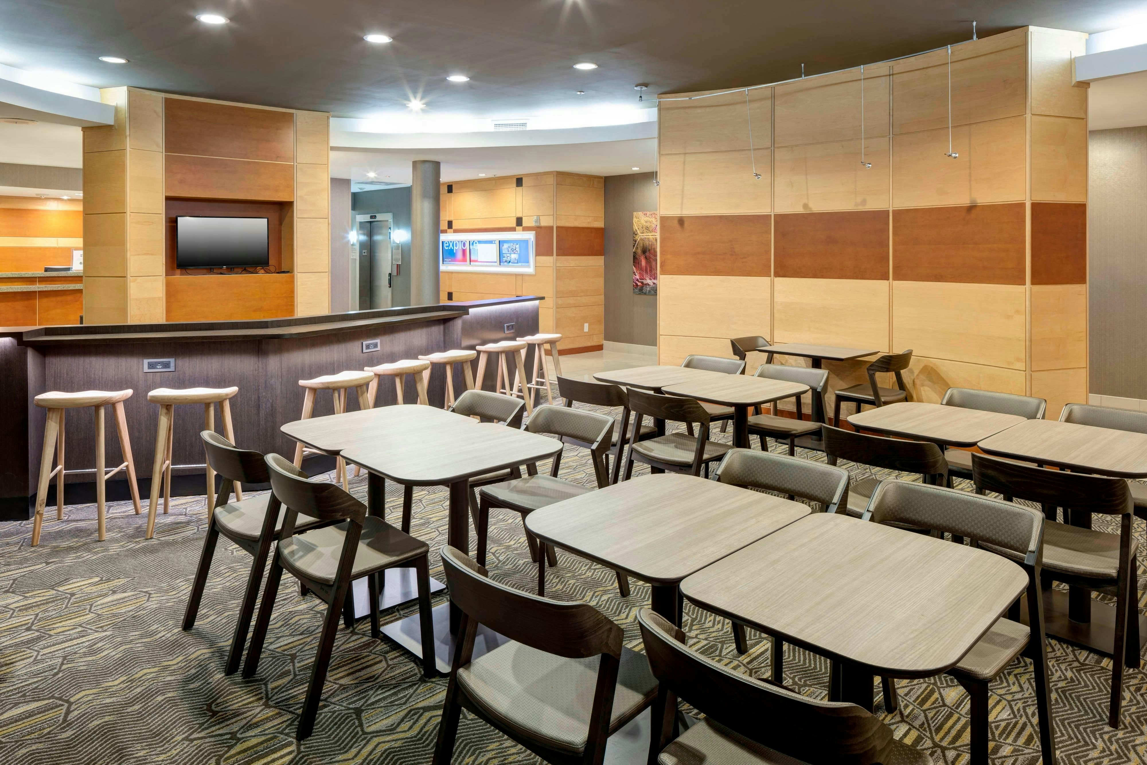 Springhill Suites By Marriott Columbus 24/38