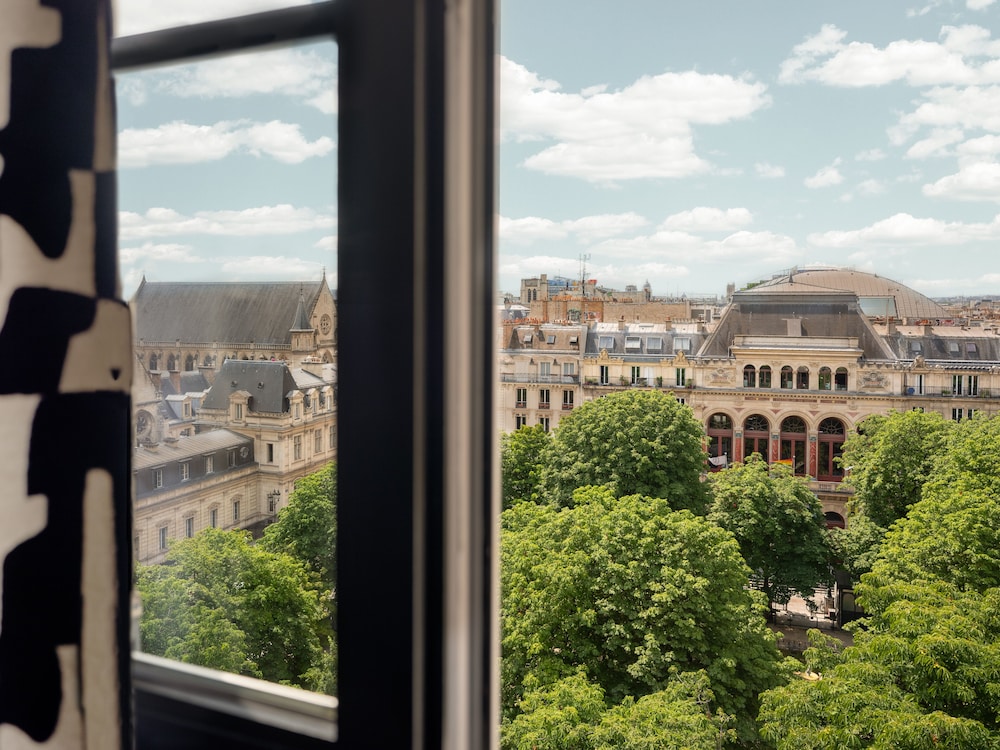 Solly Hotel Paris 43/50